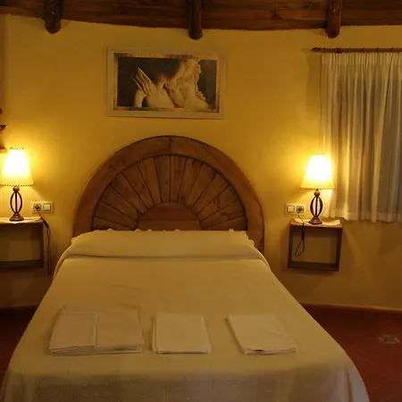 Complejo Rural Chozos Valle Del Jerte