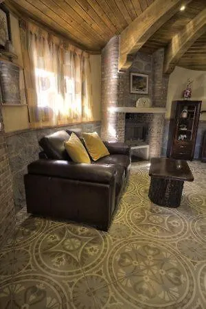 Complejo Rural Chozos Valle Del Jerte